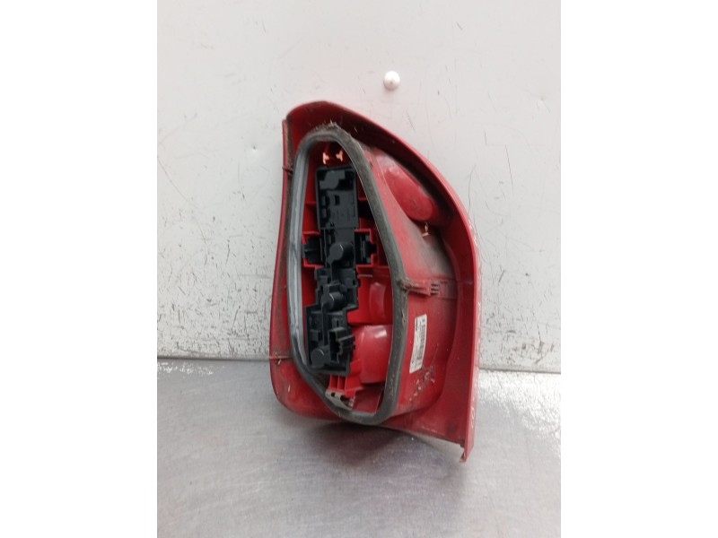 Recambio de piloto trasero derecho para citroën xsara picasso (n68) 2.0 hdi referencia OEM IAM 9650005780 89032868 