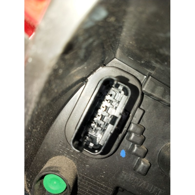 Recambio de piloto trasero derecho para renault clio iii (br0/1, cr0/1) 1.2 16v (br02, br0j, br11, cr02, cr0j, cr11) referencia 