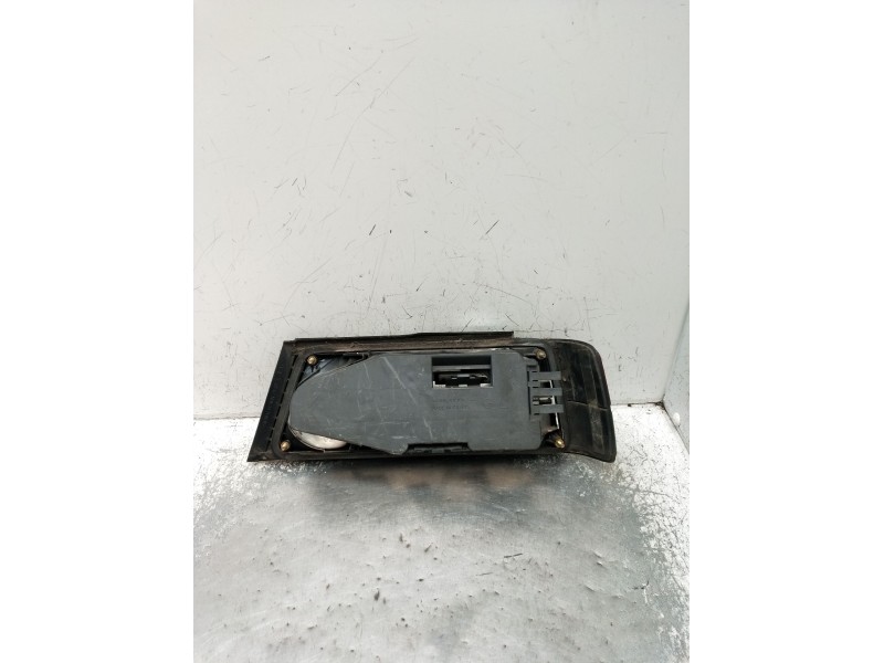 Recambio de piloto trasero izquierdo para peugeot 405 i (15b) 1.9 referencia OEM IAM   1987