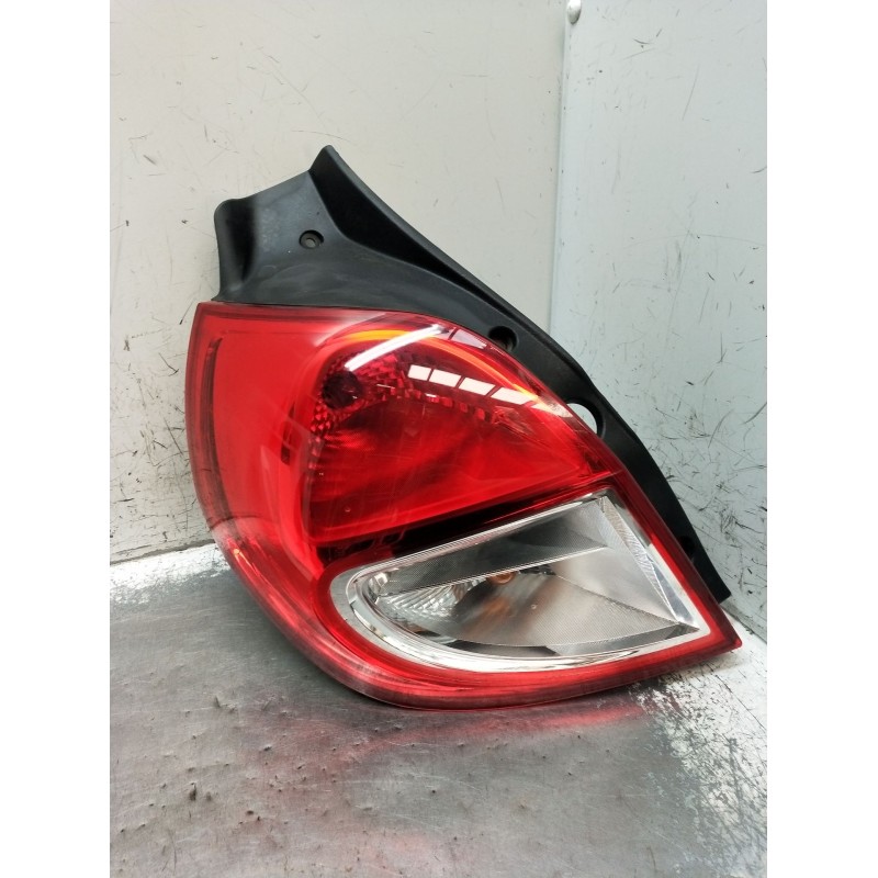 Recambio de piloto trasero izquierdo para renault clio iii (br0/1, cr0/1) 1.2 16v (br02, br0j, br11, cr02, cr0j, cr11) referenci