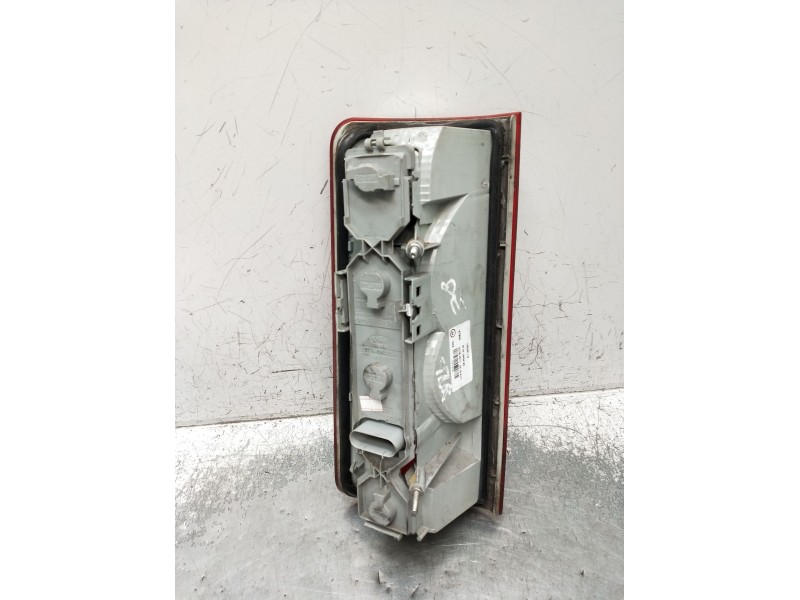 Recambio de piloto trasero derecho para ford tourneo connect 1.8 tdci /tddi /di referencia OEM IAM 9T1613404AC  2008