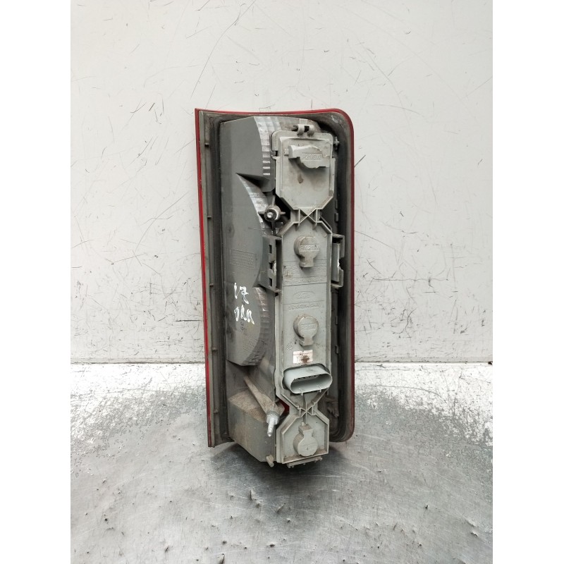 Recambio de piloto trasero izquierdo para ford tourneo connect 1.8 tdci /tddi /di referencia OEM IAM   2008