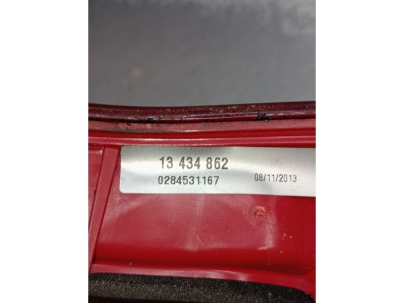 Recambio de piloto trasero derecho interior para opel meriva b monospace (s10) 1.7 cdti (75) referencia OEM IAM 0284531167 13434