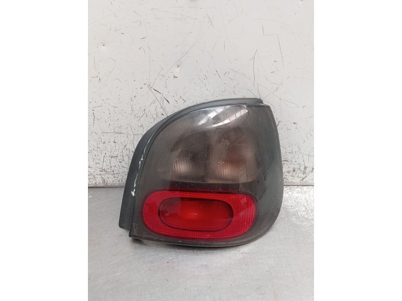 Recambio de piloto trasero derecho para renault megane scénic (ja0/1_) 2.0 i (ja0g) referencia OEM IAM 770831731  