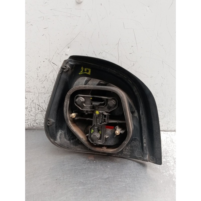 Recambio de piloto trasero derecho para renault megane scénic (ja0/1_) 2.0 i (ja0g) referencia OEM IAM 770831731  