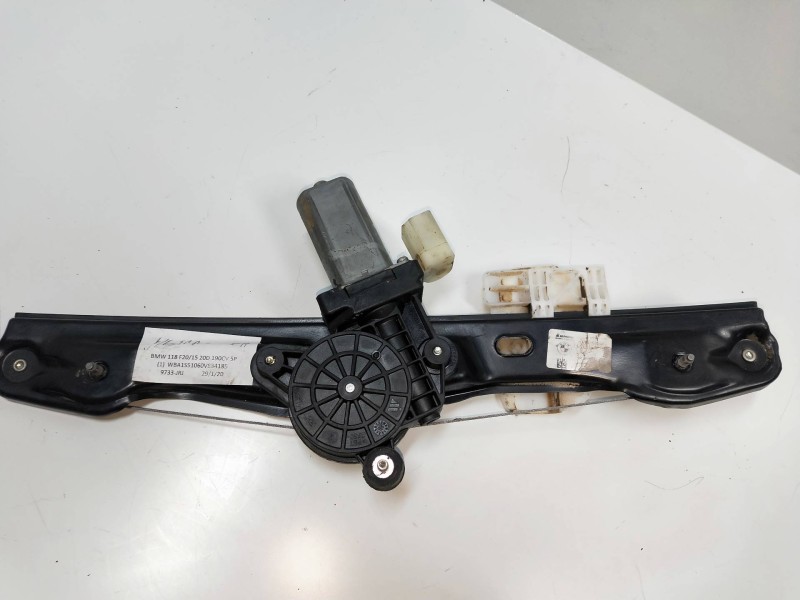 Recambio de elevalunas trasero derecho para bmw serie 1 lim. 5-trg. (f20) 118d referencia OEM IAM M13970A00  