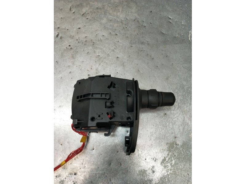 Recambio de mando luces para renault clio iii (br0/1, cr0/1) 1.2 16v (br02, br0j, br11, cr02, cr0j, cr11) referencia OEM IAM 881