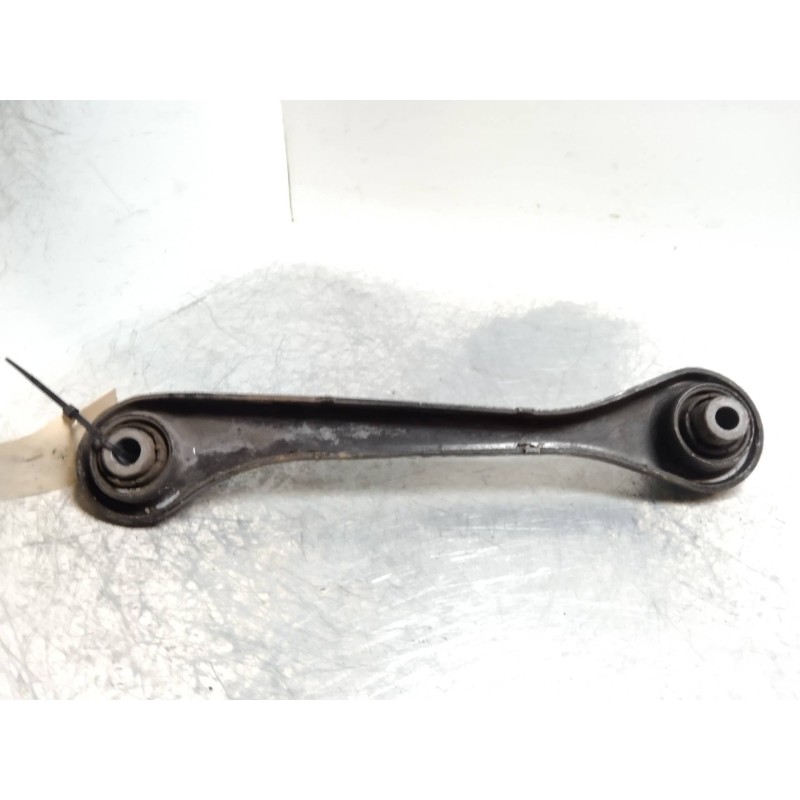 Recambio de brazo suspension inferior trasero derecho para skoda octavia berlina (1z3) 1.9 tdi dpf referencia OEM IAM   