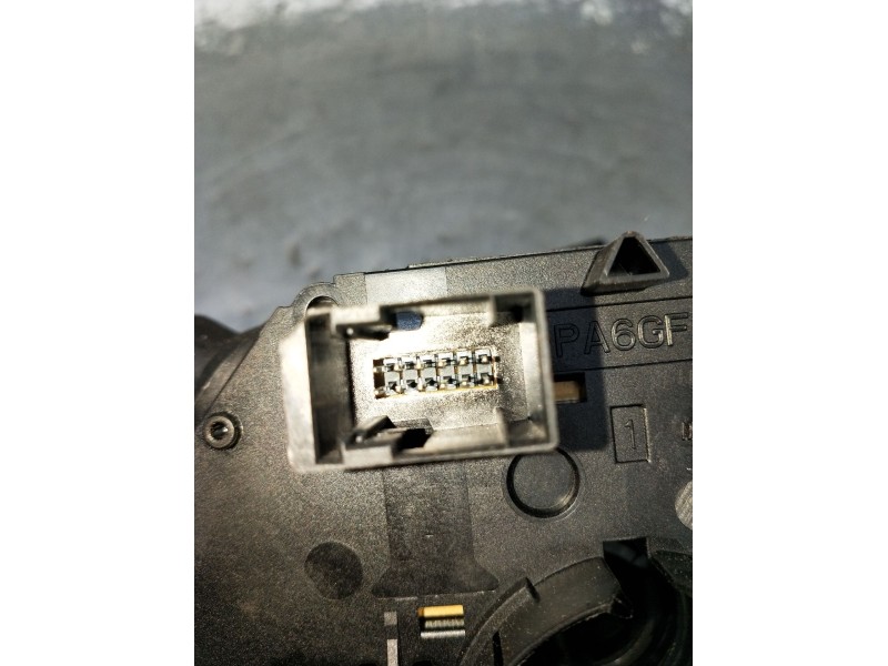 Recambio de mando luces para fiat grande punto (199_) 1.3 d multijet (199.axd11, 199.axd1a, 199.axd1b,... referencia OEM IAM 735
