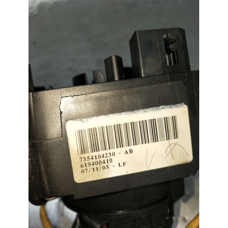 Recambio de mando luces para fiat grande punto (199_) 1.3 d multijet (199.axd11, 199.axd1a, 199.axd1b,... referencia OEM IAM 735