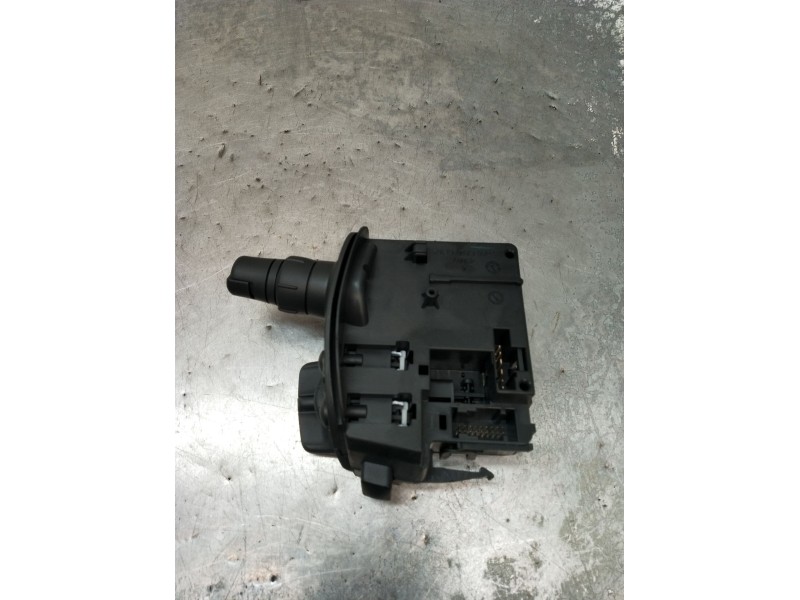 Recambio de mando limpia para renault clio iii (br0/1, cr0/1) 1.2 16v (br02, br0j, br11, cr02, cr0j, cr11) referencia OEM IAM 82