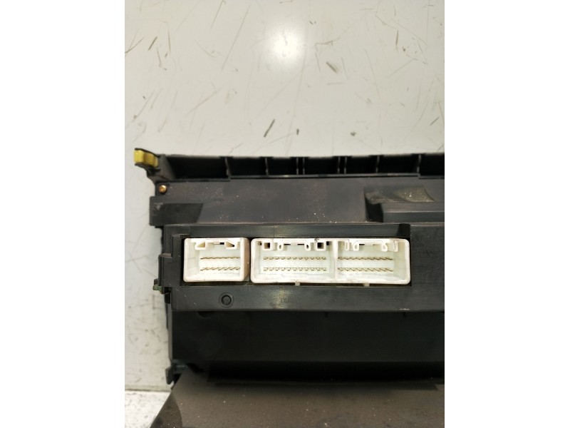 Recambio de mando calefaccion / aire acondicionado para toyota corolla sedán (_e12_) 1.6 vvt-i (zze121_) referencia OEM IAM 5593