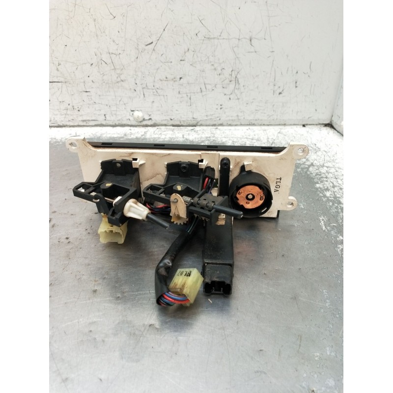 Recambio de mando calefaccion / aire acondicionado para hyundai galloper ii (jk-01) 2.5 td intercooler referencia OEM IAM   1998