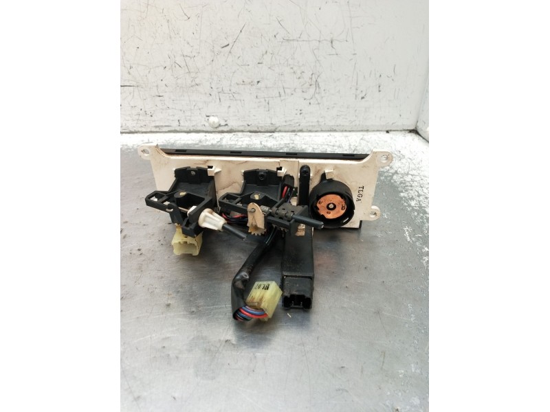 Recambio de mando calefaccion / aire acondicionado para hyundai galloper ii (jk-01) 2.5 td intercooler referencia OEM IAM   1998
