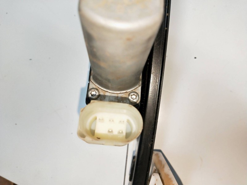 Recambio de elevalunas trasero derecho para bmw serie 1 lim. 5-trg. (f20) 118d referencia OEM IAM M13970A00  