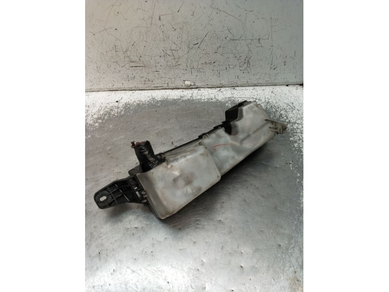 Recambio de caja reles / fusibles para toyota corolla sedán (_e12_) 1.6 vvt-i (zze121_) referencia OEM IAM   2002