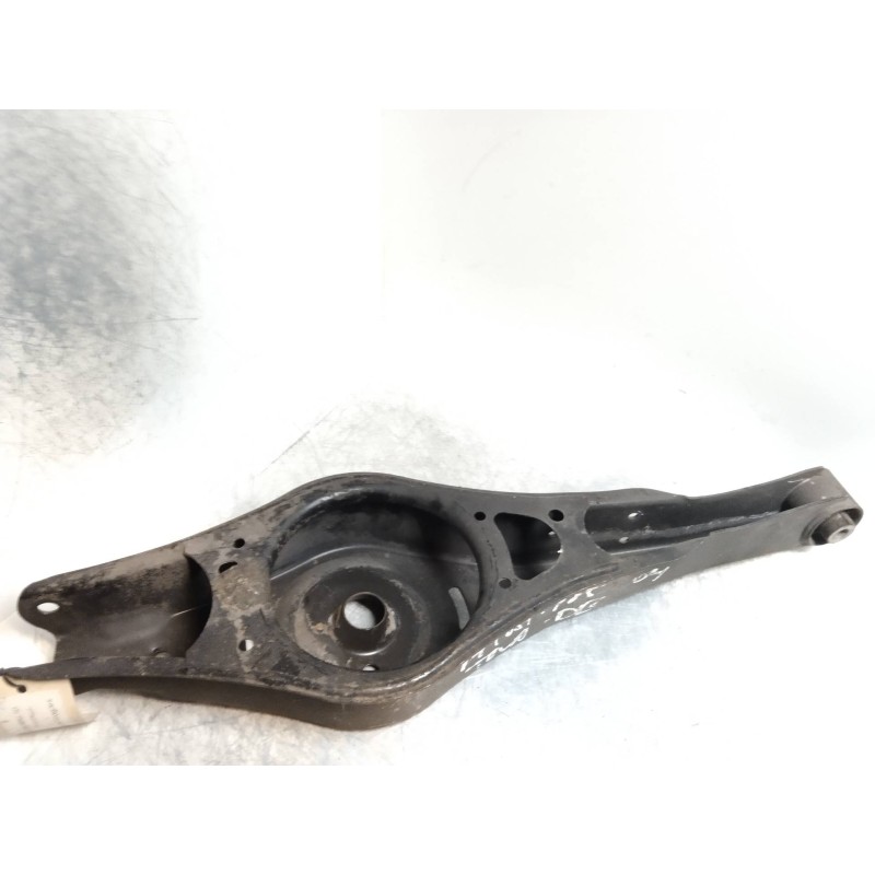 Recambio de brazo suspension inferior trasero derecho para skoda octavia berlina (1z3) 1.9 tdi dpf referencia OEM IAM   