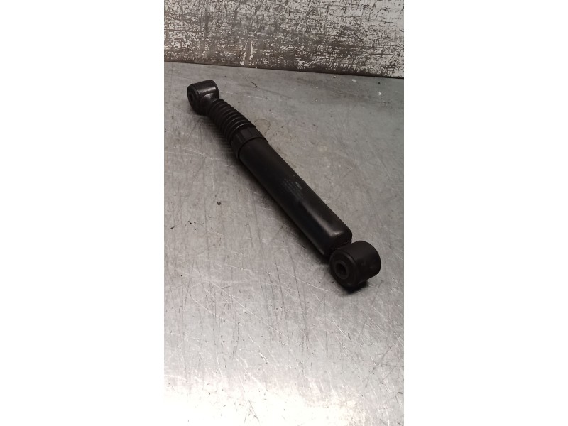 Recambio de amortiguador trasero izquierdo para citroën xsara (n1) 1.6 i referencia OEM IAM   97