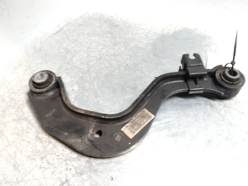Recambio de brazo suspension superior trasero derecho para skoda octavia berlina (1z3) 1.9 tdi dpf referencia OEM IAM   