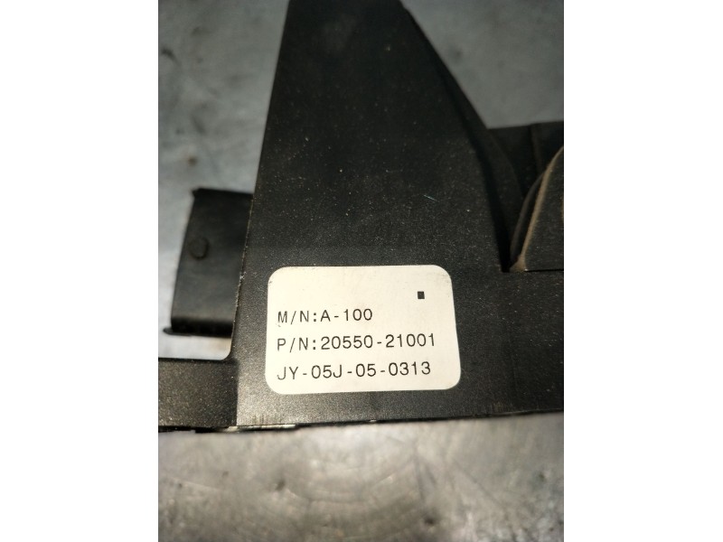 Recambio de potenciometro pedal para ssangyong rodius i 2.7 xdi referencia OEM IAM 05J050313 2055021001 2005