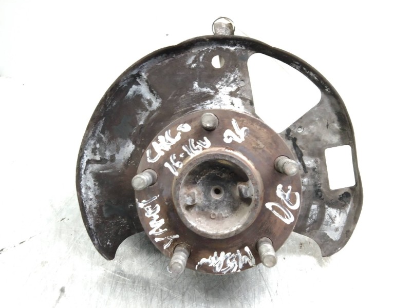 Recambio de mangueta delantera derecha para nissan vanette (c 220) vanette bus referencia OEM IAM   
