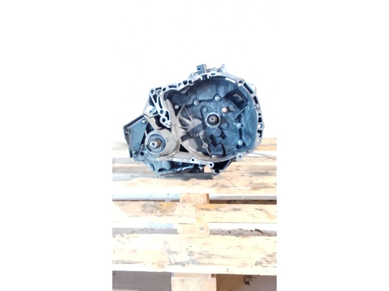 Recambio de caja cambios para renault clio ii (bb_, cb_) 1.5 dci (b/cb07) referencia OEM IAM JB3980 5V S263526