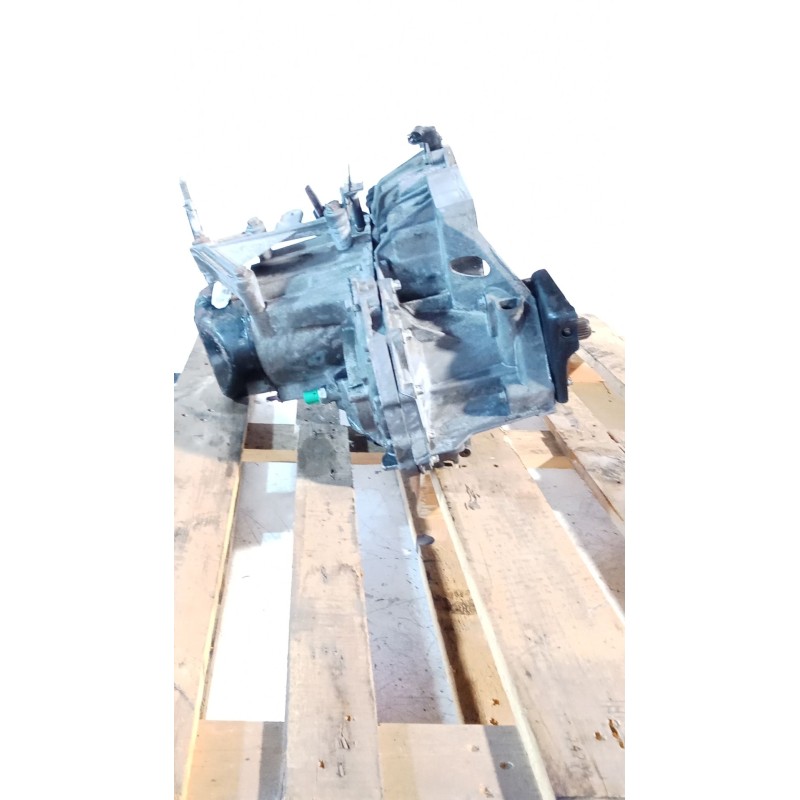 Recambio de caja cambios para renault clio ii (bb_, cb_) 1.5 dci (b/cb07) referencia OEM IAM JB3980 5V S263526