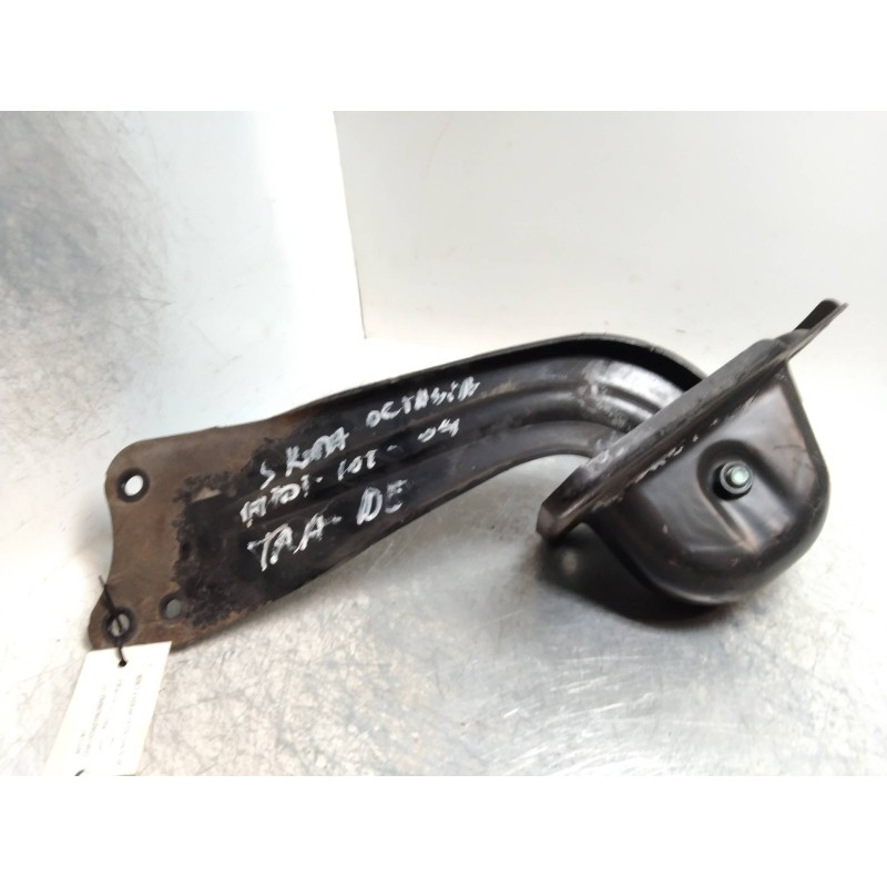 Recambio de brazo suspension superior trasero derecho para skoda octavia berlina (1z3) 1.9 tdi dpf referencia OEM IAM   