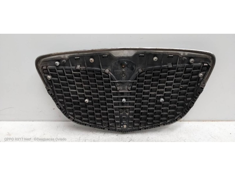 Recambio de rejilla delantera para lancia ypsilon (101) 1.3 16v multijet argento referencia OEM IAM   