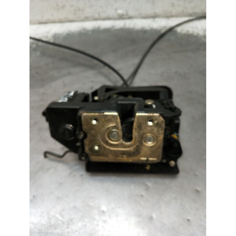 Recambio de motor cierre centralizado delantero izquierdo para ssangyong rodius i 2.7 xdi referencia OEM IAM  5P 2005