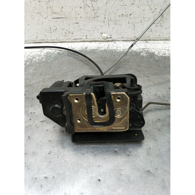 Recambio de motor cierre centralizado trasero izquierdo para ssangyong rodius i 2.7 xdi referencia OEM IAM  5P 2005