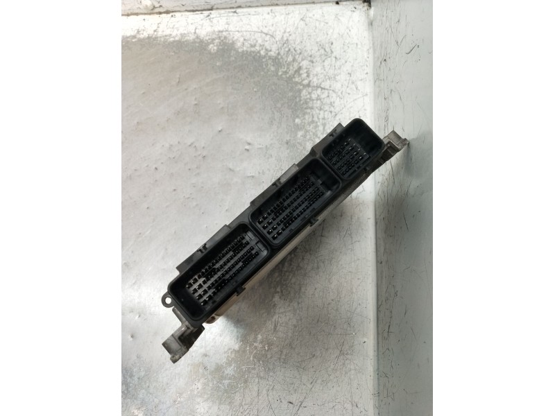 Recambio de centralita motor uce para renault trafic iii furgoneta (fg_) 1.6 dci 95 (fgmj, fgmr) referencia OEM IAM 0281033357 2