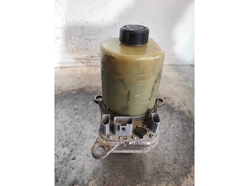 Recambio de bomba direccion para ford focus c-max (cap) ambiente (d) referencia OEM IAM 3M513K514  