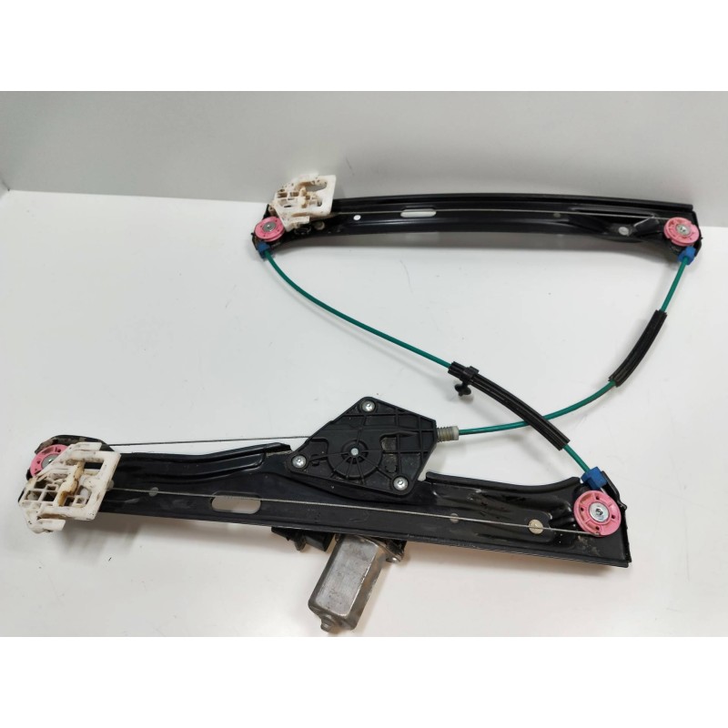 Recambio de elevalunas delantero derecho para bmw serie 1 lim. 5-trg. (f20) 118d referencia OEM IAM 71015003 13262410 