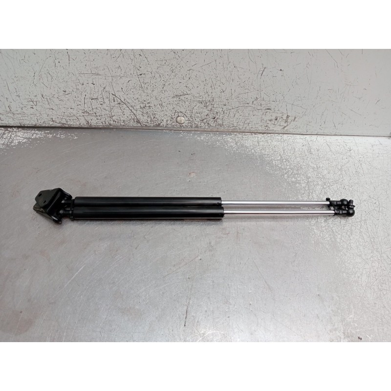 Recambio de amortiguadores maletero / porton para honda fr-v (be) 2.2 i ctdi (be5) referencia OEM IAM C16G05  2005