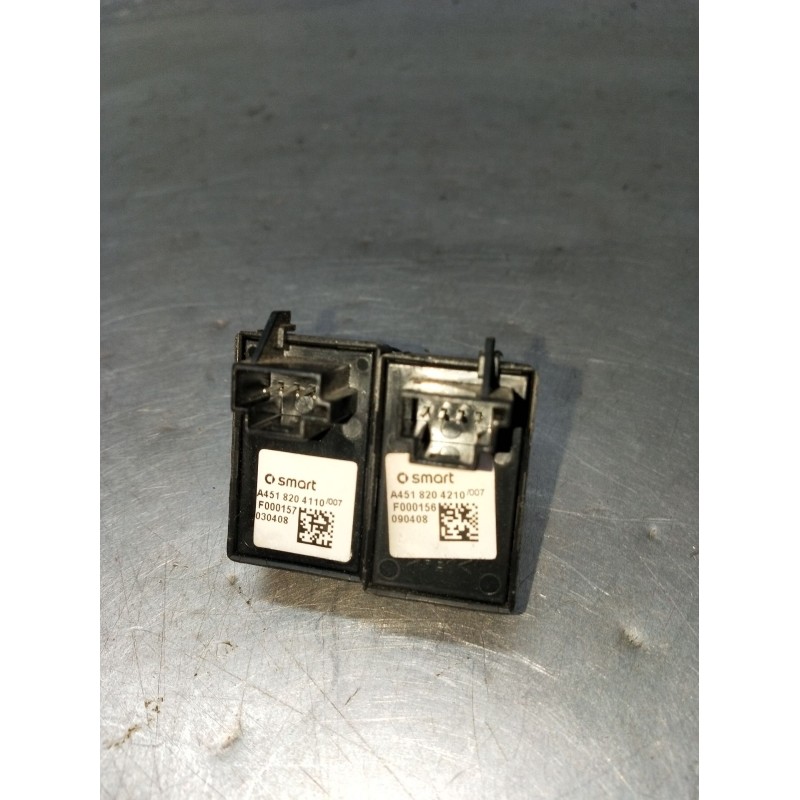 Recambio de mando elevalunas delantero izquierdo para smart fortwo coupé (451) 1.0 (451.331, 451.380) referencia OEM IAM A451820