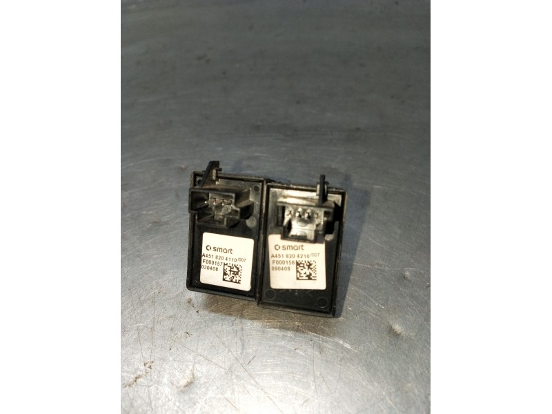 Recambio de mando elevalunas delantero izquierdo para smart fortwo coupé (451) 1.0 (451.331, 451.380) referencia OEM IAM A451820