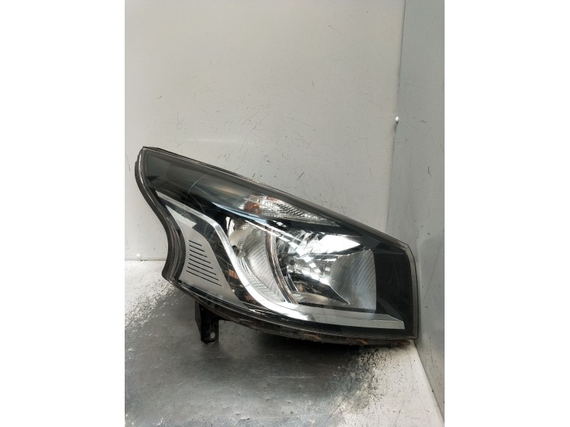 Recambio de faro derecho para renault trafic iii furgoneta (fg_) 1.6 dci 95 (fgmj, fgmr) referencia OEM IAM 1EE01141022 26010942