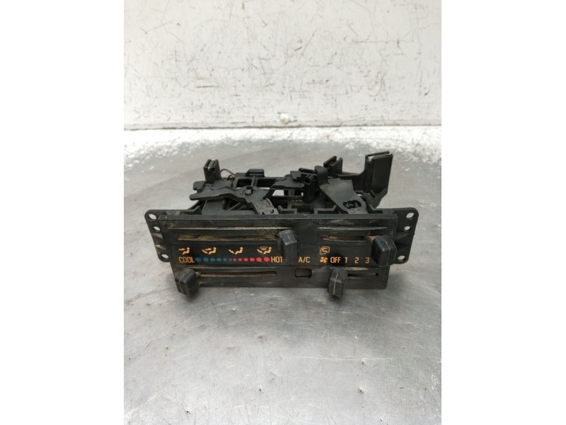 Recambio de mando calefaccion / aire acondicionado para isuzu nkr77 nkr 85e2 referencia OEM IAM   2007