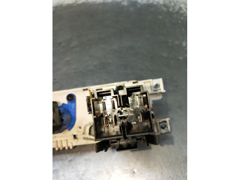 Recambio de mando calefaccion / aire acondicionado para ford transit furgoneta (fa_ _) 2.0 di (fae_, faf_, fag_) referencia OEM 