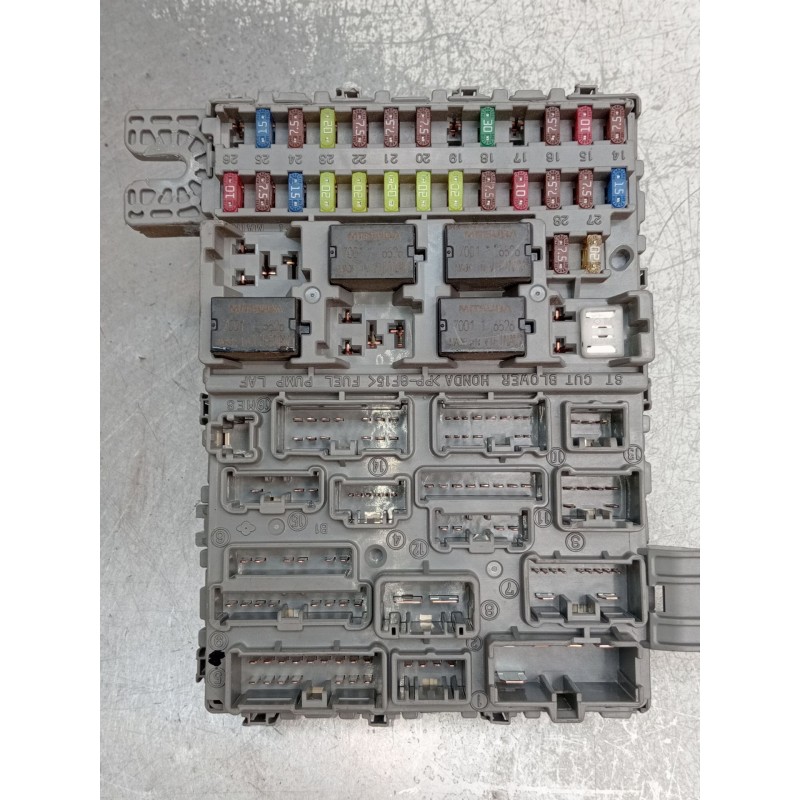 Recambio de caja reles / fusibles para honda fr-v (be) 2.2 i ctdi (be5) referencia OEM IAM 38650SJDG01 G8D660H2 2005