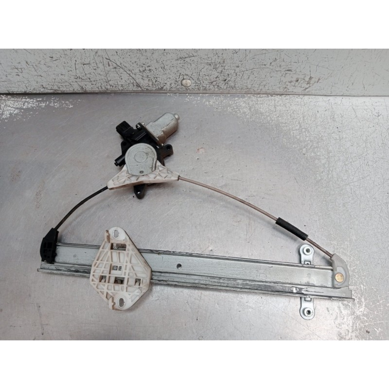 Recambio de elevalunas trasero izquierdo para honda fr-v (be) 2.2 i ctdi (be5) referencia OEM IAM  5P 2005