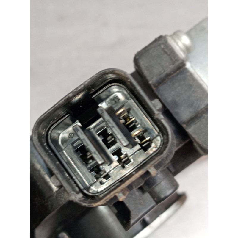 Recambio de elevalunas trasero izquierdo para honda fr-v (be) 2.2 i ctdi (be5) referencia OEM IAM  5P 2005