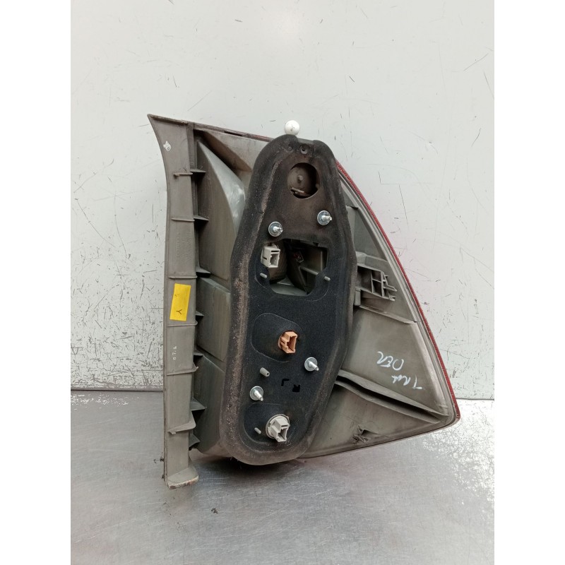Recambio de piloto trasero derecho para honda fr-v (be) 2.2 i ctdi (be5) referencia OEM IAM   2005