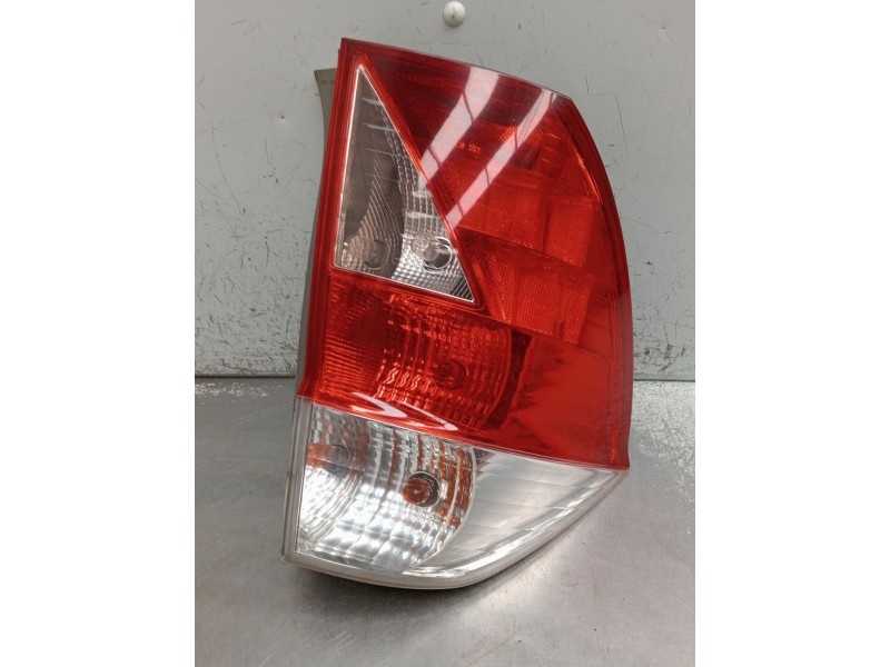 Recambio de piloto trasero izquierdo para honda fr-v (be) 2.2 i ctdi (be5) referencia OEM IAM   2005
