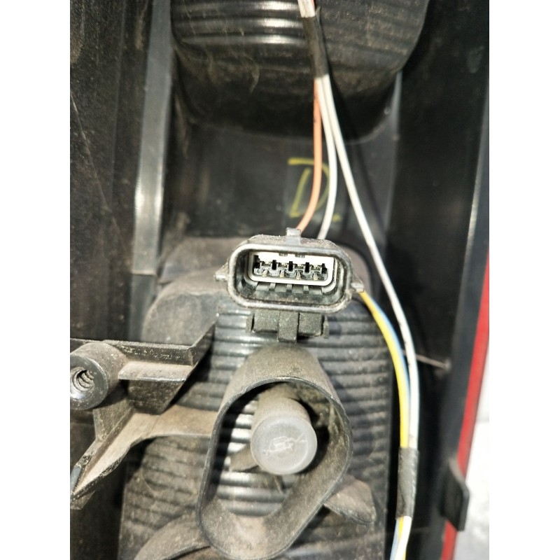 Recambio de piloto trasero derecho para renault trafic iii furgoneta (fg_) 1.6 dci 95 (fgmj, fgmr) referencia OEM IAM   2015