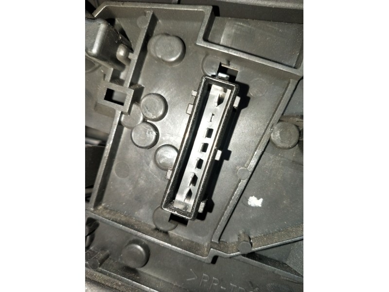 Recambio de piloto trasero izquierdo para peugeot 306 hatchback (7a, 7c, n3, n5) 1.9 dt referencia OEM IAM   1997