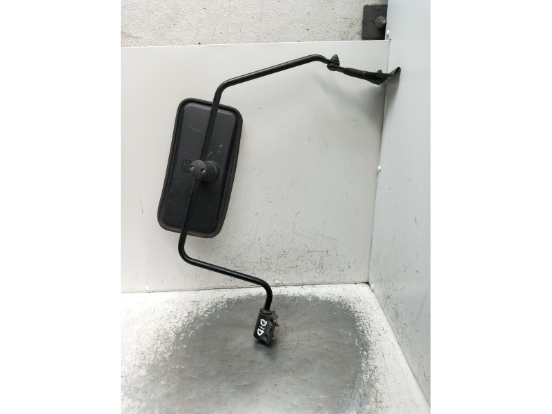 Recambio de retrovisor derecho para isuzu nkr77 nkr 85e2 referencia OEM IAM  MANUAL 2007