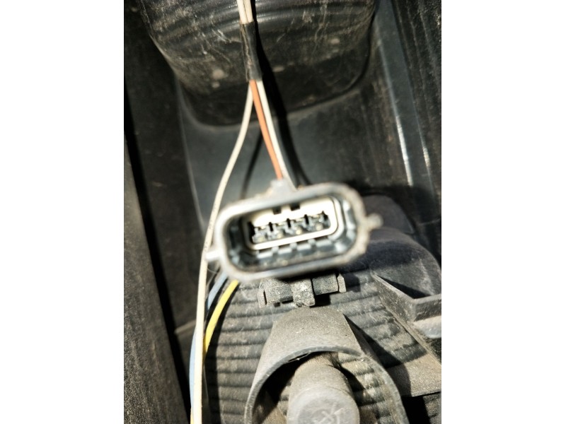 Recambio de piloto trasero izquierdo para renault trafic iii furgoneta (fg_) 1.6 dci 95 (fgmj, fgmr) referencia OEM IAM   2015
