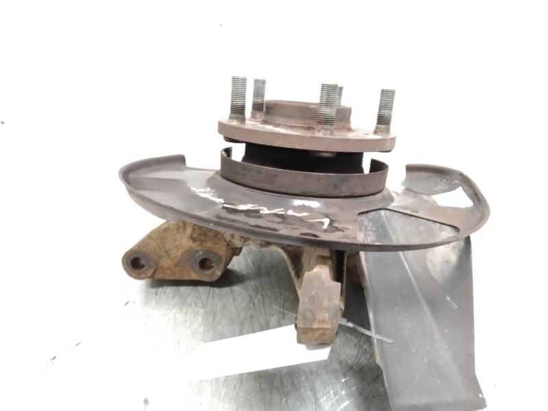 Recambio de mangueta delantera izquierda para nissan vanette cargo 2.3 diesel referencia OEM IAM   